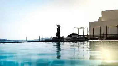 Manoulas Beach (Mykonos)