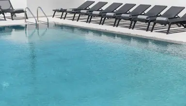 Mar n Mar Crown Hotel & Suites