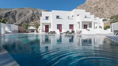 Mar n Mar Crown Hotel & Suites