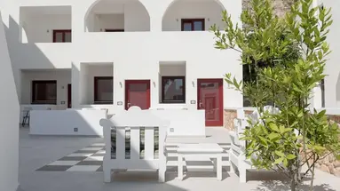 Mar n Mar Crown Hotel & Suites