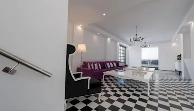 Mar n Mar Crown Hotel & Suites