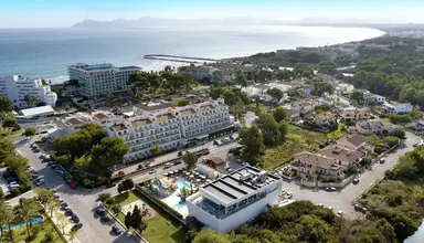 Mar Playa de Muro Suites