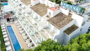Mar Playa de Muro Suites