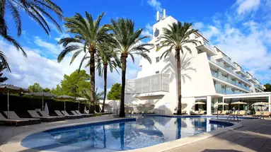 Mar Playa de Muro Suites 