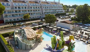 Mar Playa de Muro Suites