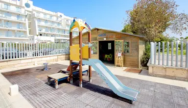 Mar Playa de Muro Suites