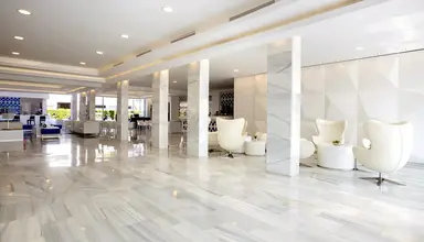 Mar Playa de Muro Suites
