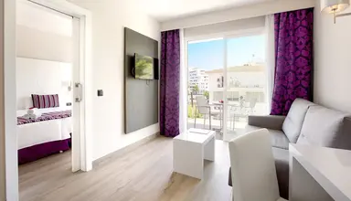Mar Playa de Muro Suites