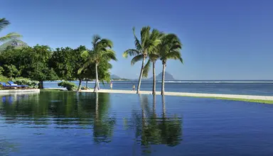 Maradiva Villas Resort & Spa
