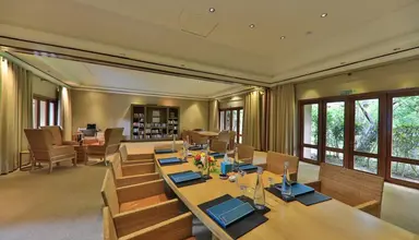 Maradiva Villas Resort & Spa