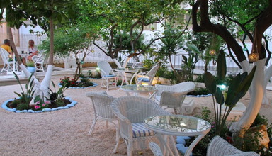 Maragakis