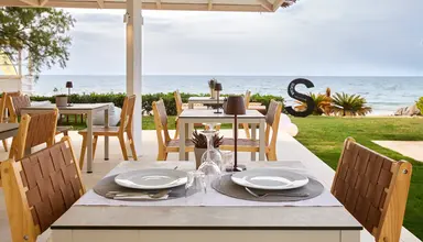Maravel Star Art Hotel