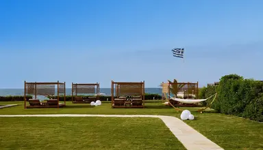 Maravel Star Art Hotel