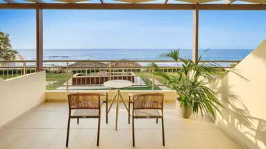 Maravel Star Art Hotel
