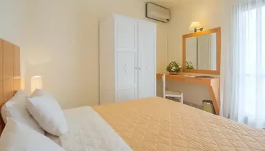 Mare Apartments 