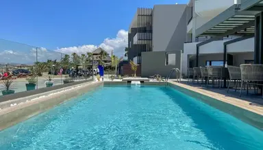 Mare Blue & Suites