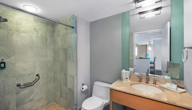 Marenas Resort (Formely Meridien Sunny Isles)