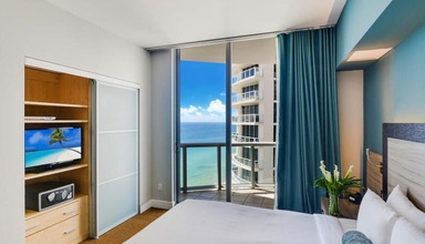 Marenas Resort (Formely Meridien Sunny Isles)