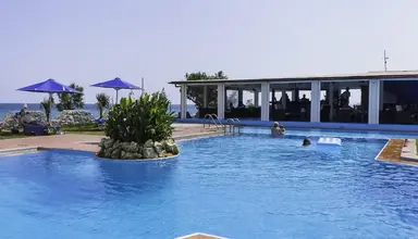 Mari Beach