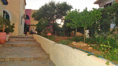 Maria Flora Apartments