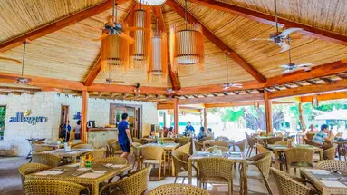 Maribago Bluewater Beach Resort