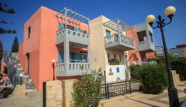 Marilisa Apartments