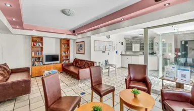 Marilisa Apartments