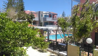 Marilisa Apartments