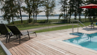 Marina Club
