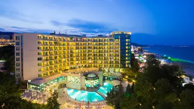 Marina Grand Beach