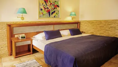 Marina Playa Suites