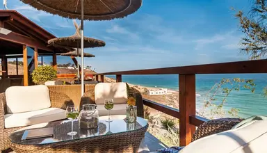 Marina Playa Suites