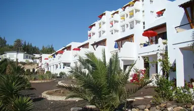 Marina Playa Suites