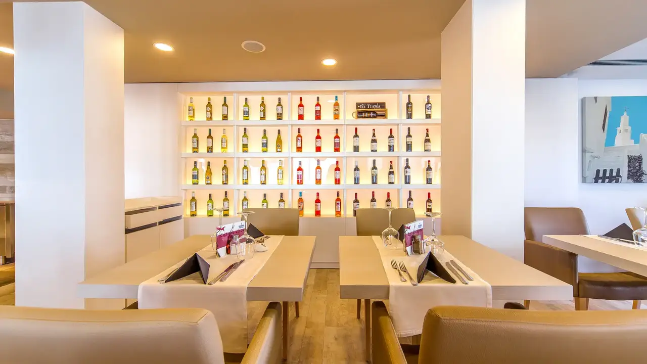 Marins Suites