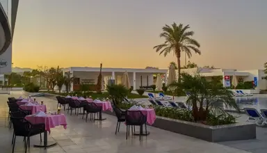Maritim Jolie Ville Resort & Casino