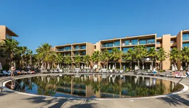 Marriott Residences Salgados Resort
