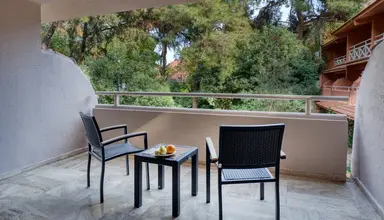 Marti Myra