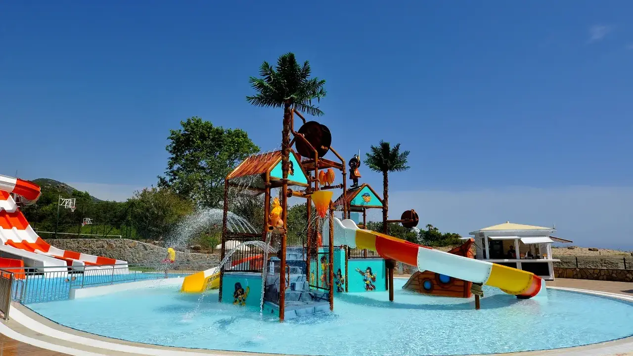 Marvida Palmeras Pascha Holiday Village