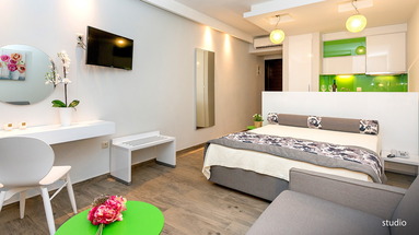 Mary's Residence Suites