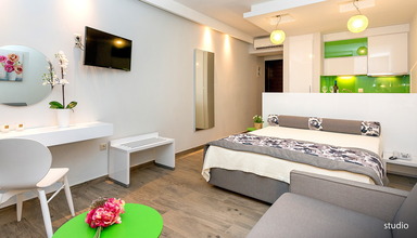 Mary's Residence Suites