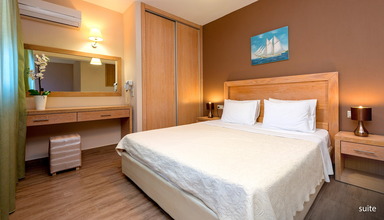 Mary's Residence Suites