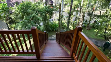 Mason Elephant Park & Lodge