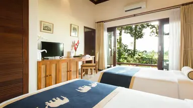 Mason Elephant Park & Lodge