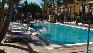 Maspalomas Oasis Club