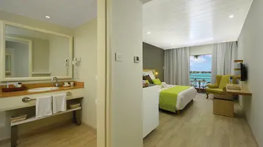 Mauricia Beachcomber Resort & Spa