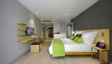 Mauricia Beachcomber Resort & Spa