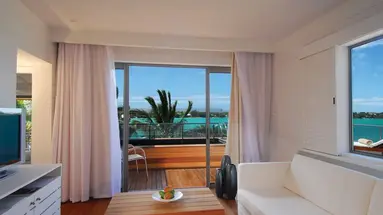 Mauricia Beachcomber Resort & Spa