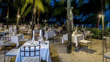 Mauricia Beachcomber Resort & Spa