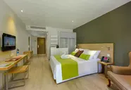 Mauricia Beachcomber Resort & Spa