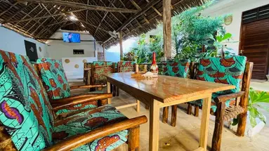 Max (Zanzibar)